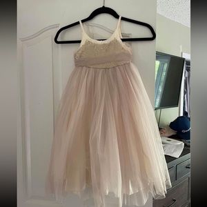 Girl dress